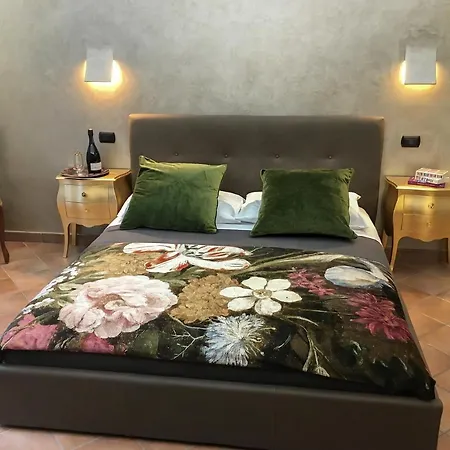 Il Vecchio Cortile * Bra